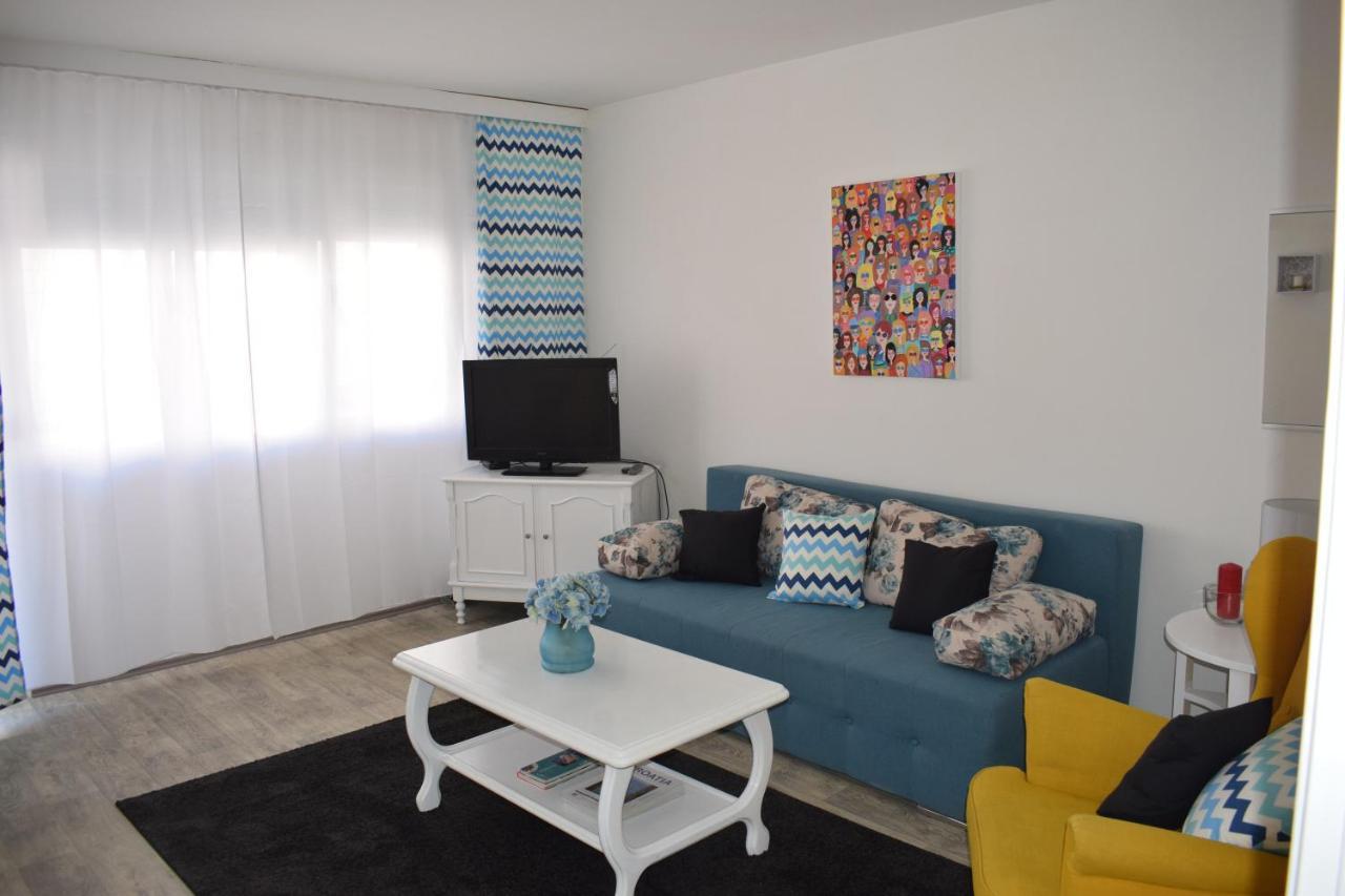 Apartment Optimist/Downtown สปลิท ภายนอก รูปภาพ