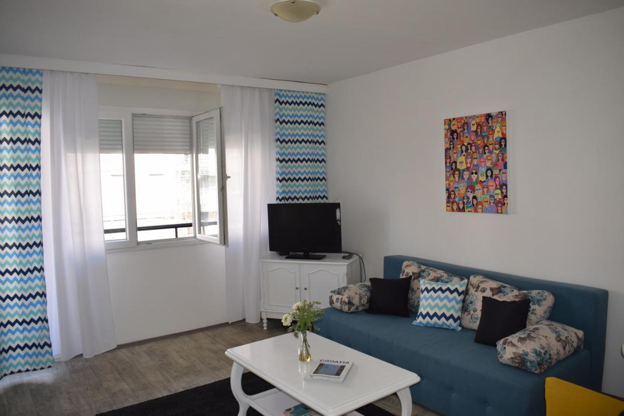 Apartment Optimist/Downtown สปลิท ภายนอก รูปภาพ