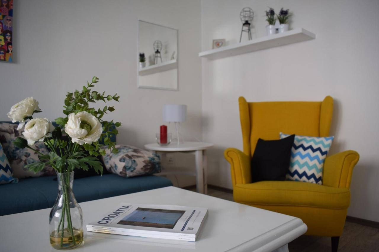 Apartment Optimist/Downtown สปลิท ภายนอก รูปภาพ