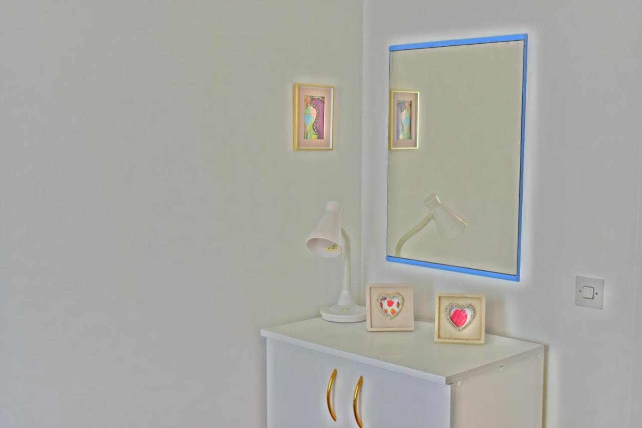 Apartment Optimist/Downtown สปลิท ภายนอก รูปภาพ